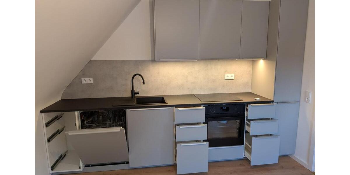 Dachgeschoßwohnung Gummersbach Berstig Süd - 3 Zimmer, 70 m&sup2;, 900&euro; | Angebot:24817253