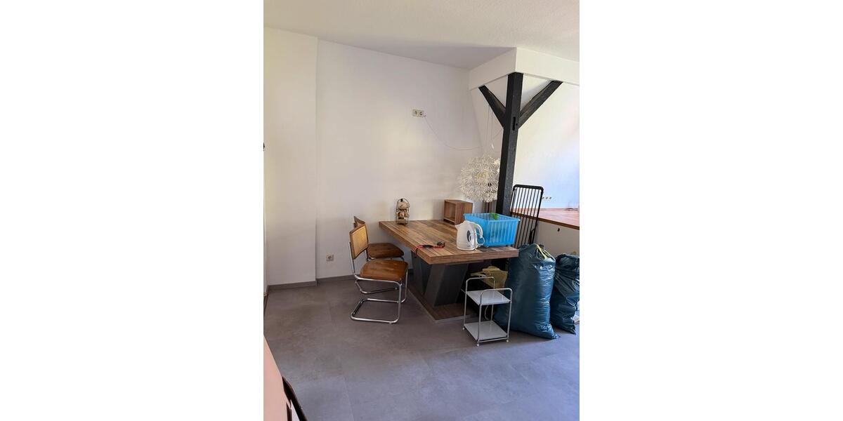 Dachgeschoßwohnung Lüdenscheid Staberg - 2 Zimmer, 80 m&sup2;, 715&euro; | Angebot:27552037