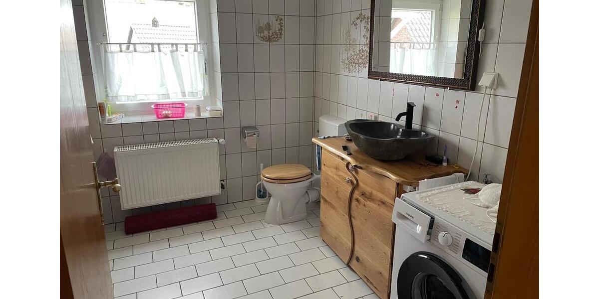 Einfamilienhaus Eitorf - 4.5 Zimmer, 121 m&sup2;, 1.300&euro; | Angebot:25982313