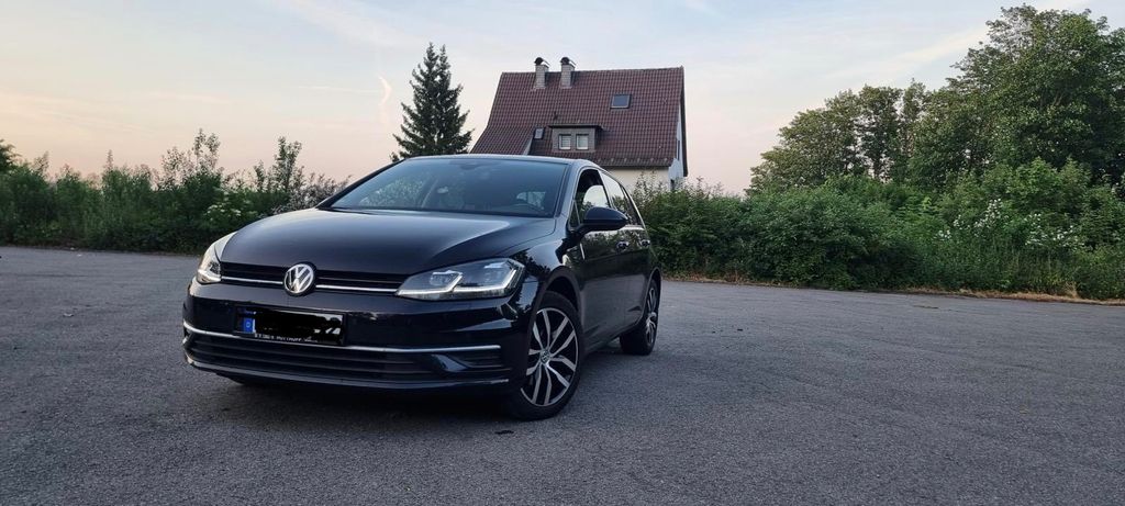 VW Golf 221.000 km 10.499 &euro; Lüdenscheid 58506