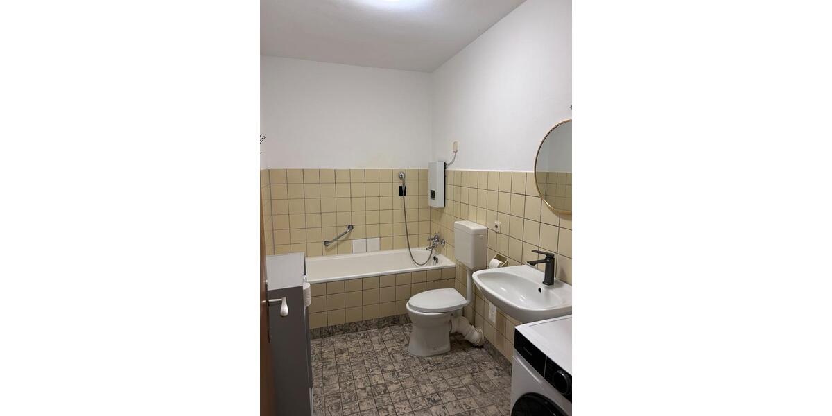 Erdgeschoßwohnung Gummersbach - 2 Zimmer, 61 m&sup2;, 717&euro; | Angebot:25991554