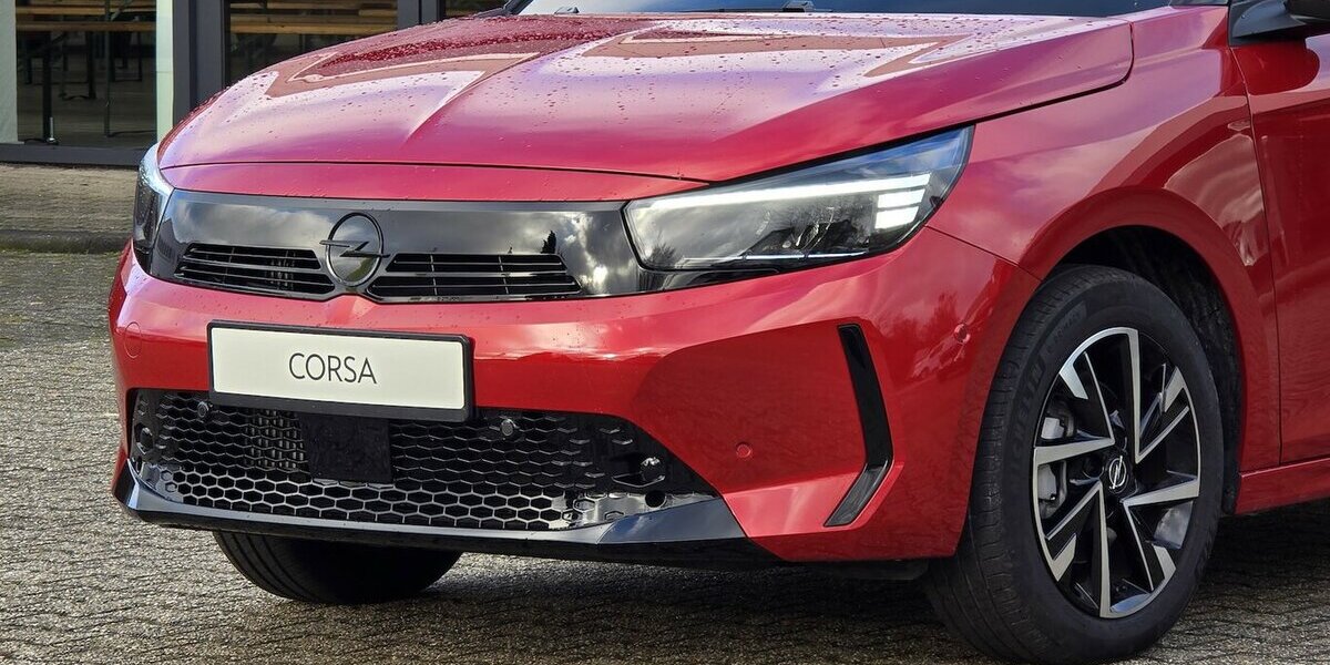 Opel Corsa GS Automatik|Winterpaket|ACC|Kamera 18.891 km 18.550 &euro; Wermelskirchen 42929