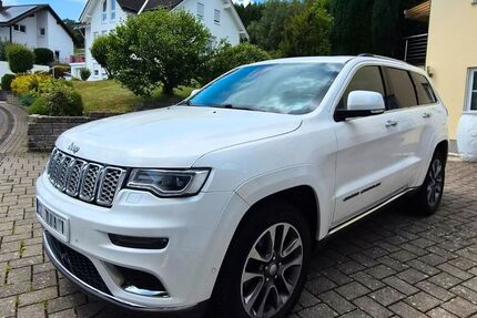 Jeep Grand Cherokee 77.000 km 22.610 &euro; Freudenberg 57258
