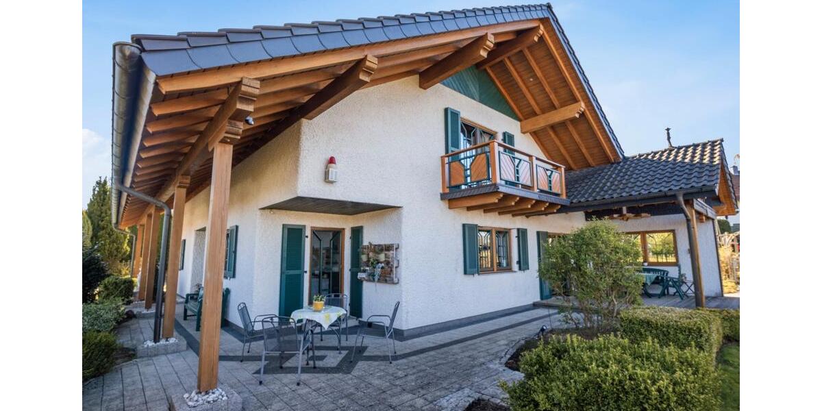 Einfamilienhaus Wenden - 7 Zimmer, 221 m&sup2;, 669.000&euro; | Angebot:26251739