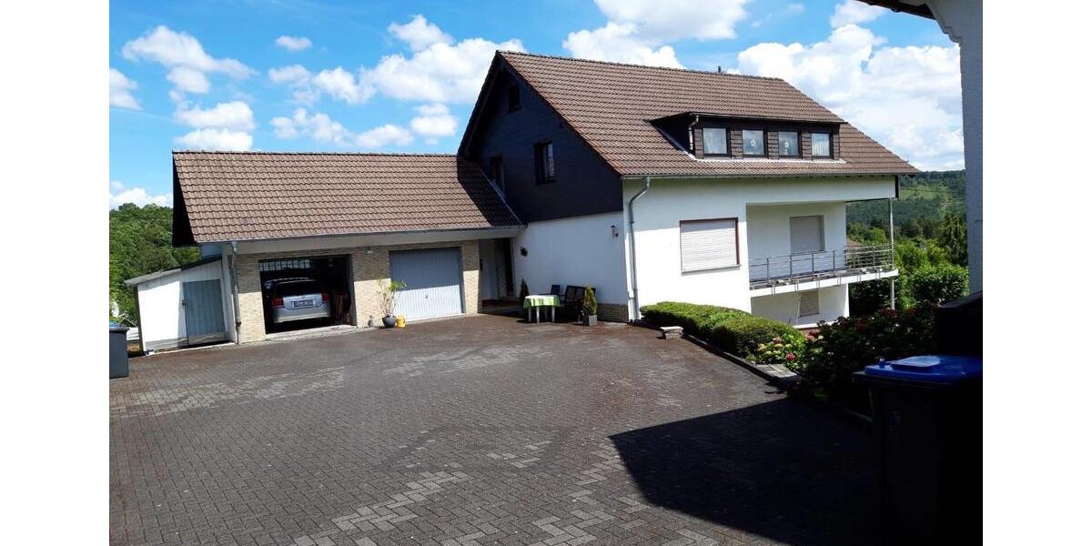 Mehrfamilienhaus, Wohnhaus Freudenberg - 11 Zimmer, 200 m&sup2;, 274.999&euro; | Angebot:24641752