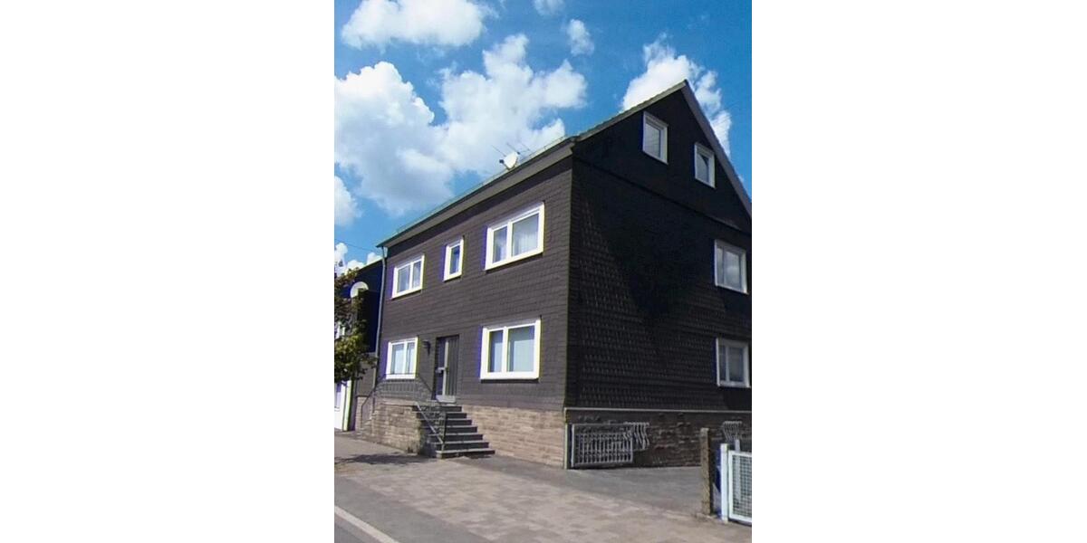 Einfamilienhaus Bergneustadt - 9 Zimmer, 236 m&sup2;, 298.000&euro; | Angebot:27141144