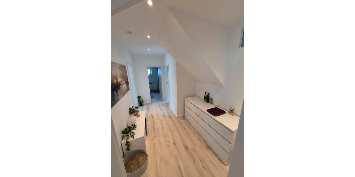 Erdgeschoßwohnung Lindlar - 3 Zimmer, 110 m&sup2;, 949&euro; | Angebot:27577658