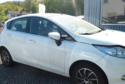 Ford Fiesta 241.000 km 700 &euro; Wiehl 51674