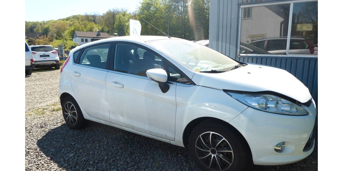 Ford Fiesta 241.000 km 700 &euro; Wiehl 51674