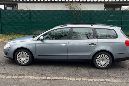 VW Passat Variant 284.000 km 3.200 &euro; Nümbrecht 51588