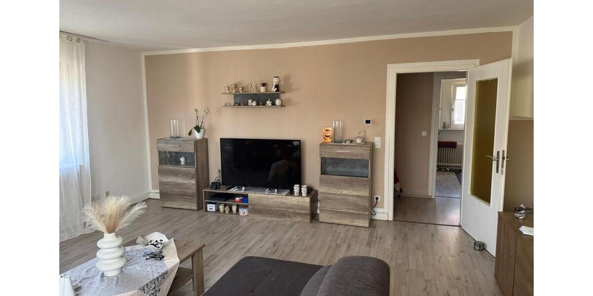 Etagenwohnung Werdohl - 3 Zimmer, 75 m&sup2;, 400&euro; | Angebot:25947664