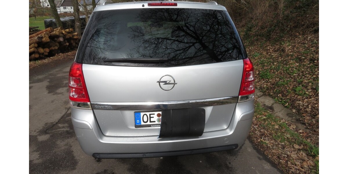 Opel Zafira 55.400 km 5.900 &euro; Olpe 57462