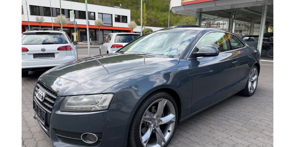 Audi A5 176.000 km 7.490 &euro; Eitorf 53783