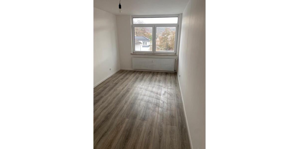 Etagenwohnung Bergneustadt - 2 Zimmer, 70 m&sup2;, 750&euro; | Angebot:25305735