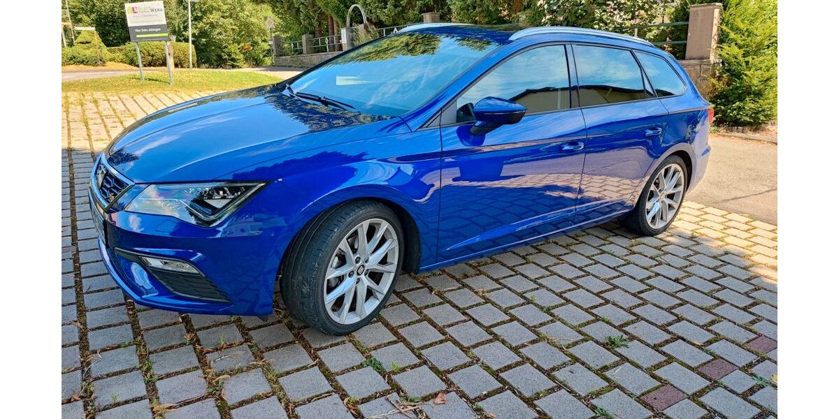 Seat Leon 74.825 km 13.695 &euro; Wiehl 51674