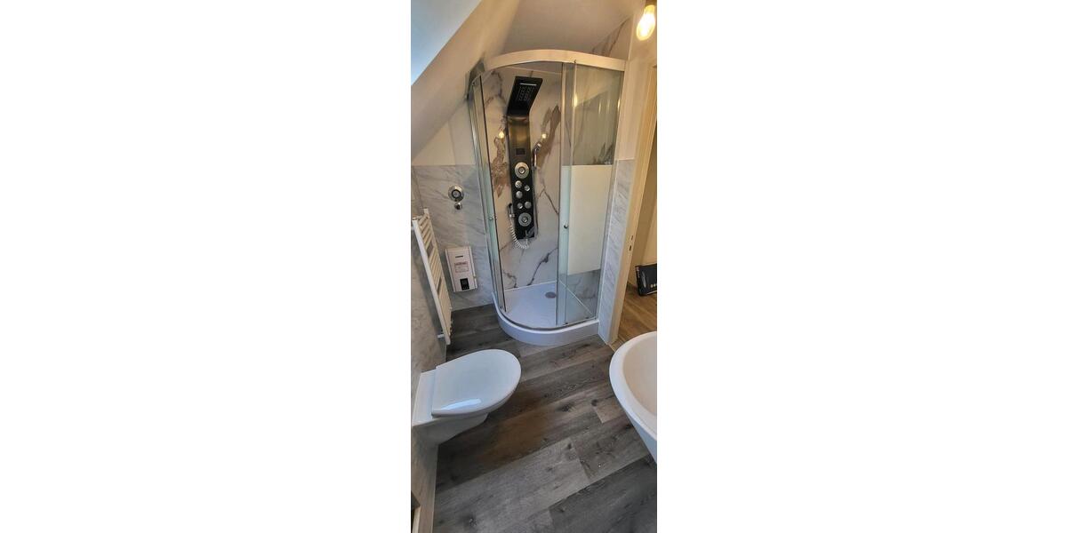 Etagenwohnung Engelskirchen - 4.5 Zimmer, 100 m&sup2;, 1.000&euro; | Angebot:25406261