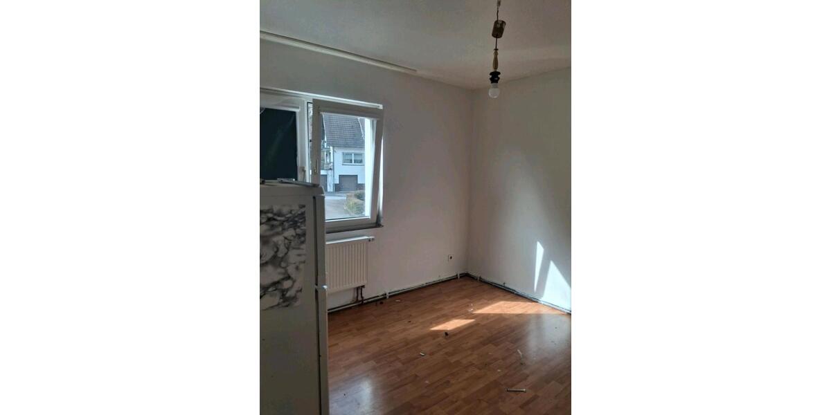 Etagenwohnung Gummersbach Berstig Süd - 2 Zimmer, 70 m&sup2;, 600&euro; | Angebot:25404181