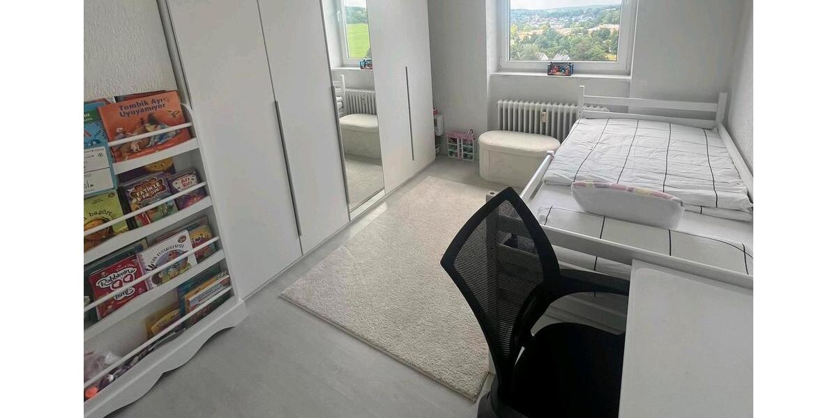 Etagenwohnung Meinerzhagen - 4 Zimmer, 94 m&sup2;, 159.900&euro; | Angebot:27450780