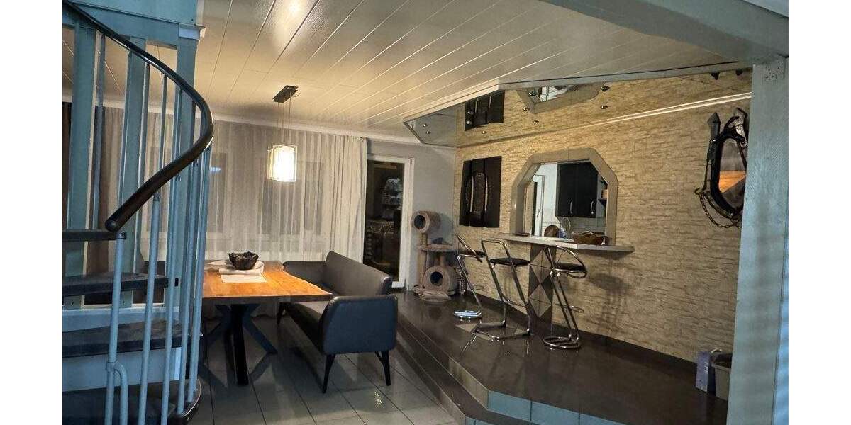 Reihenmittelhaus Olpe Stachelau - 6 Zimmer, 186 m&sup2;, 375.000&euro; | Angebot:25682668