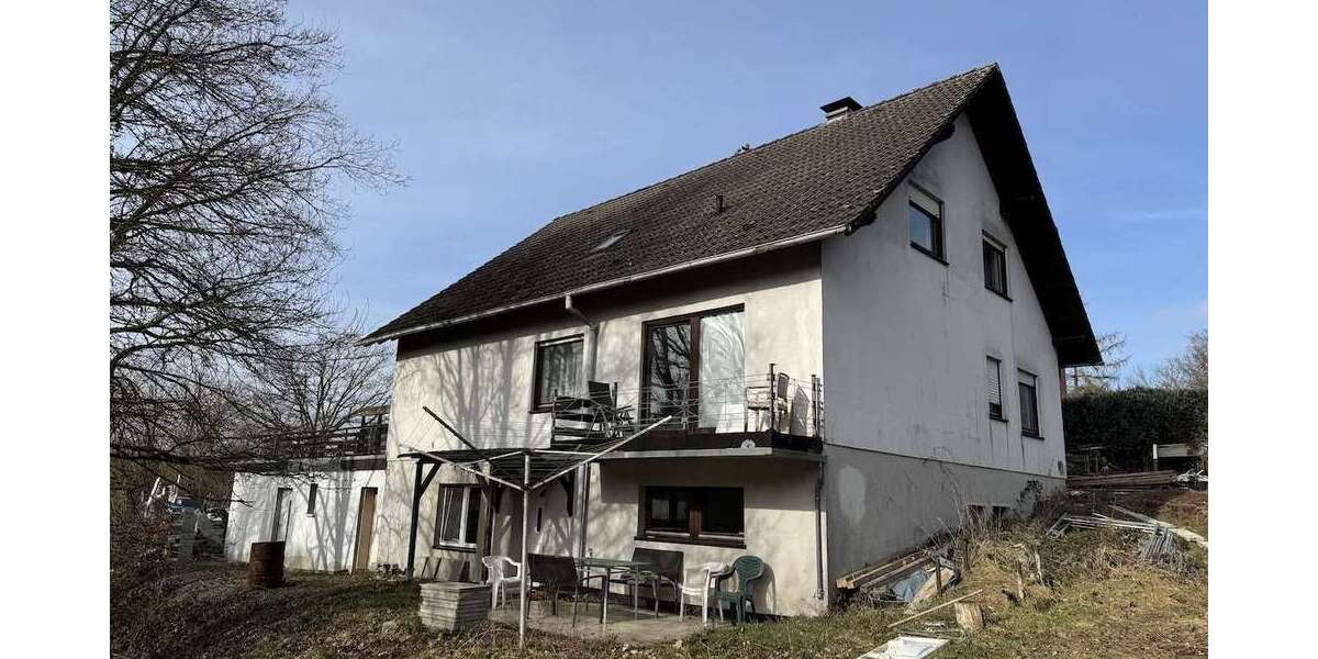 Einfamilienhaus Windeck - 7 Zimmer, 214 m&sup2;, 210.000&euro; | Angebot:25995321