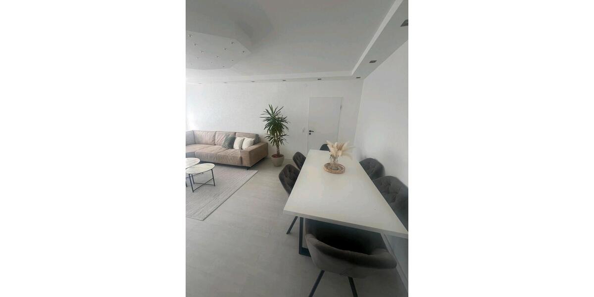 Etagenwohnung Meinerzhagen - 4 Zimmer, 94 m&sup2;, 159.900&euro; | Angebot:27450780