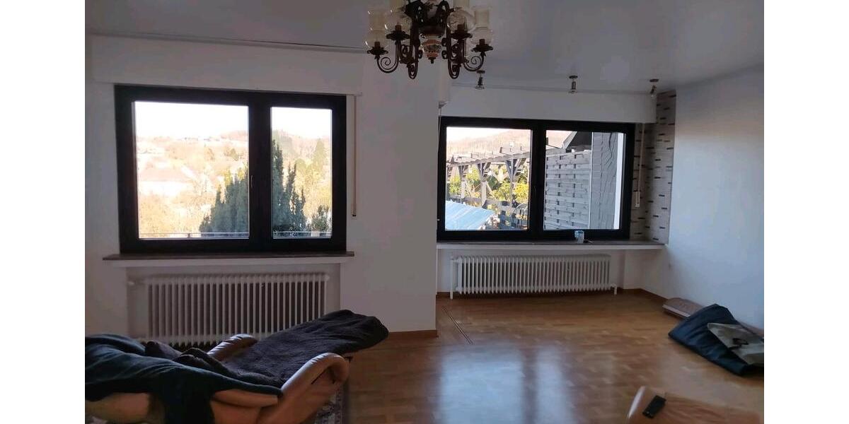 Erdgeschoßwohnung Bergneustadt - 3 Zimmer, 84 m&sup2;, 672&euro; | Angebot:27550518