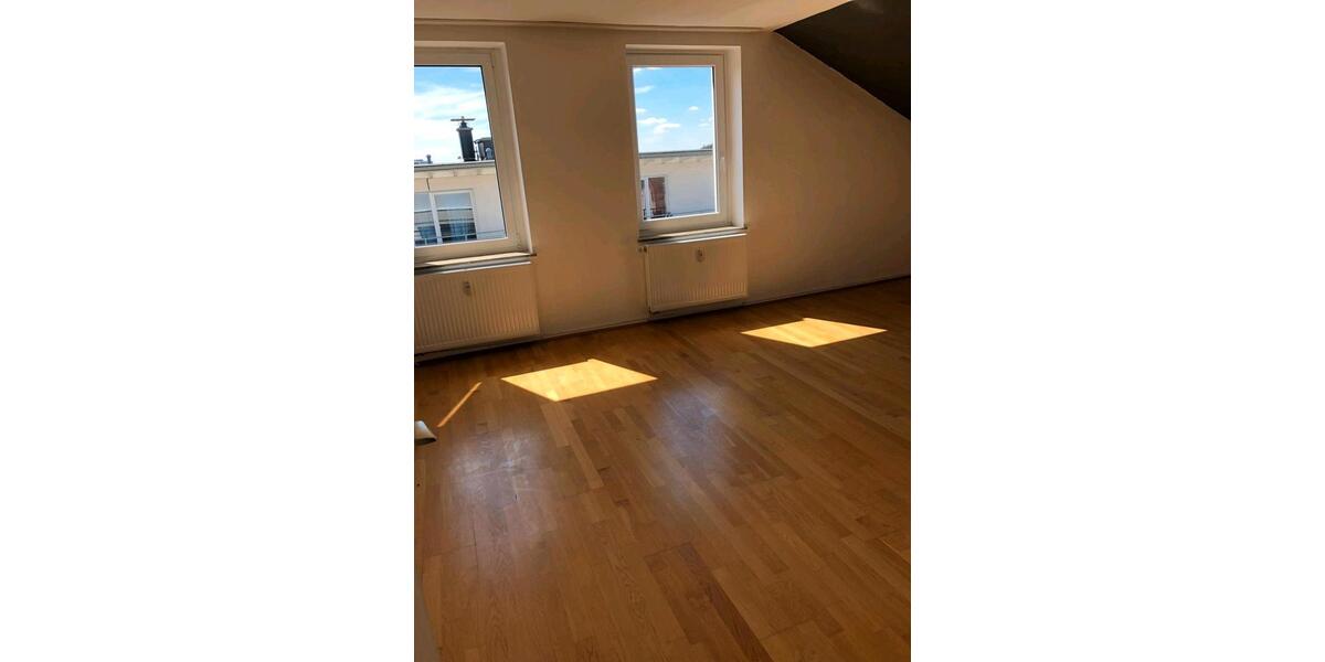 Dachgeschoßwohnung Lüdenscheid Staberg - 2 Zimmer, 75 m&sup2;, 540&euro; | Angebot:27596201