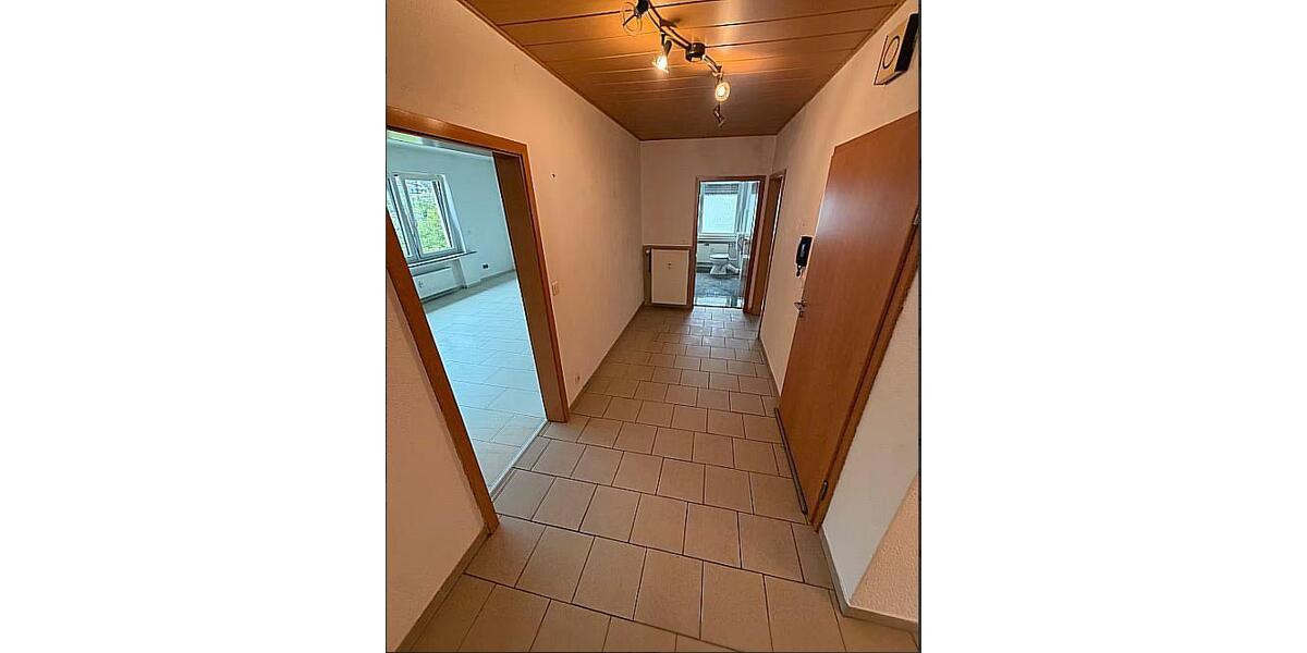 Etagenwohnung Plettenberg - 4 Zimmer, 105 m&sup2;, 750&euro; | Angebot:27570289