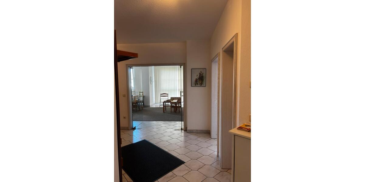 Erdgeschoßwohnung Wissen - 1 Zimmer, 97 m&sup2;, 700&euro; | Angebot:25994776