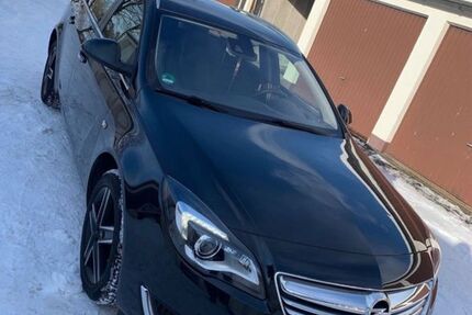 Opel Insignia 243.000 km 3.800 &euro; Freudenberg 57258
