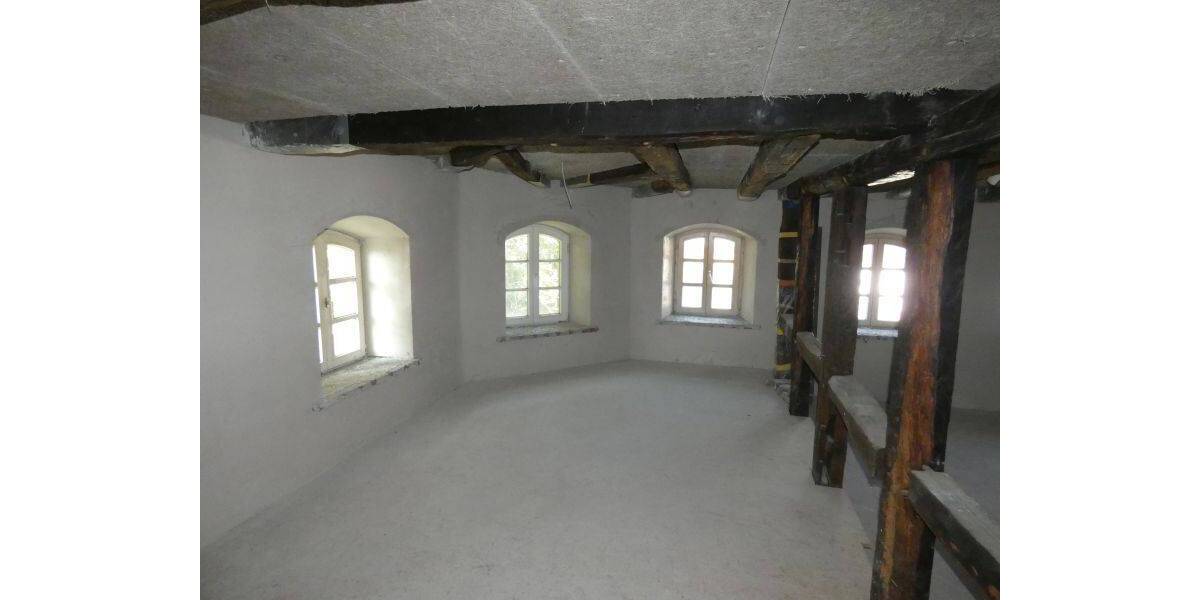 Burg Helberg - Ein Haus mit Geschichte - Mehrfamilienhaus, Wohnhaus Gummersbach Helberg | Angebot:23978198