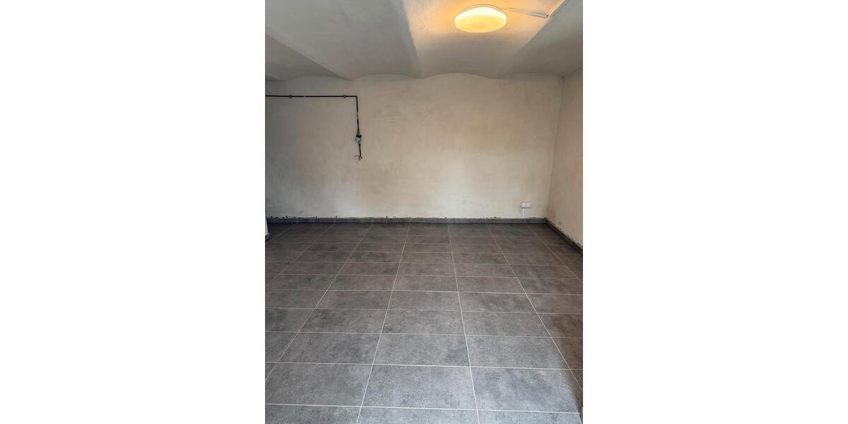 Mehrfamilienhaus, Wohnhaus Reichshof - 5 Zimmer, 135 m&sup2;, 275.000&euro; | Angebot:26906435