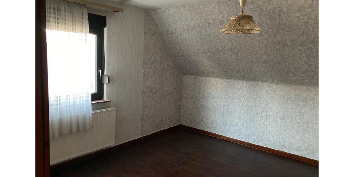 Einfamilienhaus Wissen - 5 Zimmer, 100 m&sup2;, 85.000&euro; | Angebot:25180066