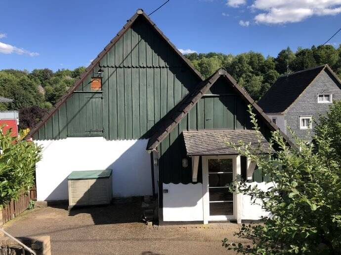 Einfamilienhaus Gummersbach Rospe - 1 Zimmer, 202 m&sup2;, 350.000&euro; | Angebot:25666264