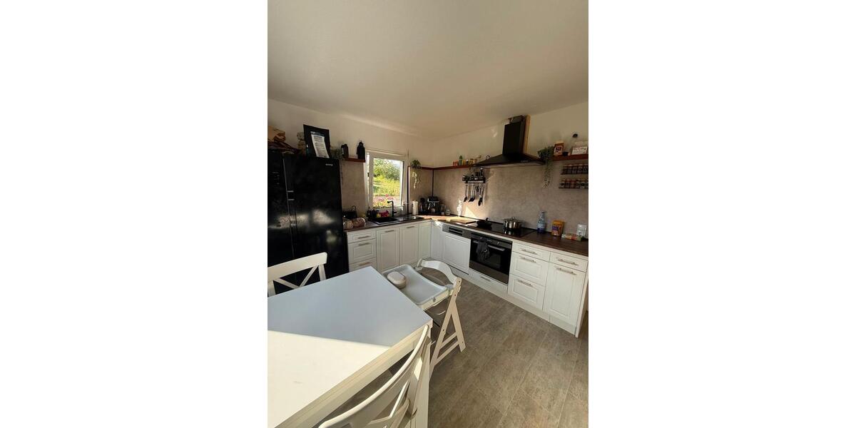 Etagenwohnung Nümbrecht - 3 Zimmer, 93 m&sup2;, 1.000&euro; | Angebot:27583782