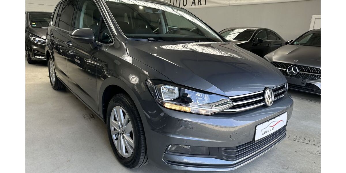 VW Touran 96.512 km 22.900 &euro; Eitorf 53783
