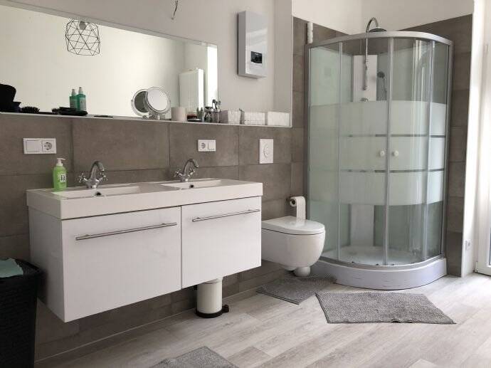 Reihenmittelhaus Gummersbach - 7 Zimmer, 759.000&euro; | Angebot:25666262