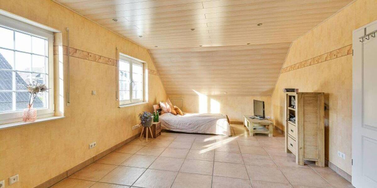 Einfamilienhaus Nordrhein-Westfalen - Waldbröl Rossenbach - 7 Zimmer, 187 m&sup2;, 530.000&euro; | Angebot:26064728