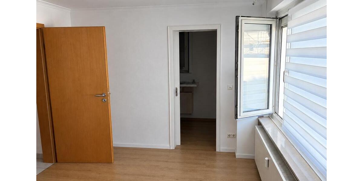 Erdgeschoßwohnung Wenden - 2 Zimmer, 92 m&sup2;, 1.070&euro; | Angebot:27619602