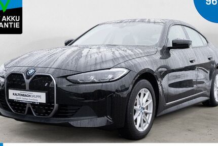 BMW i4 34.015 km 33.890 &euro; Olpe 57462