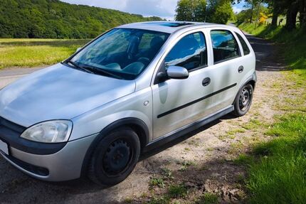 Opel Corsa 67.000 km 1.150 &euro; Overath 51491