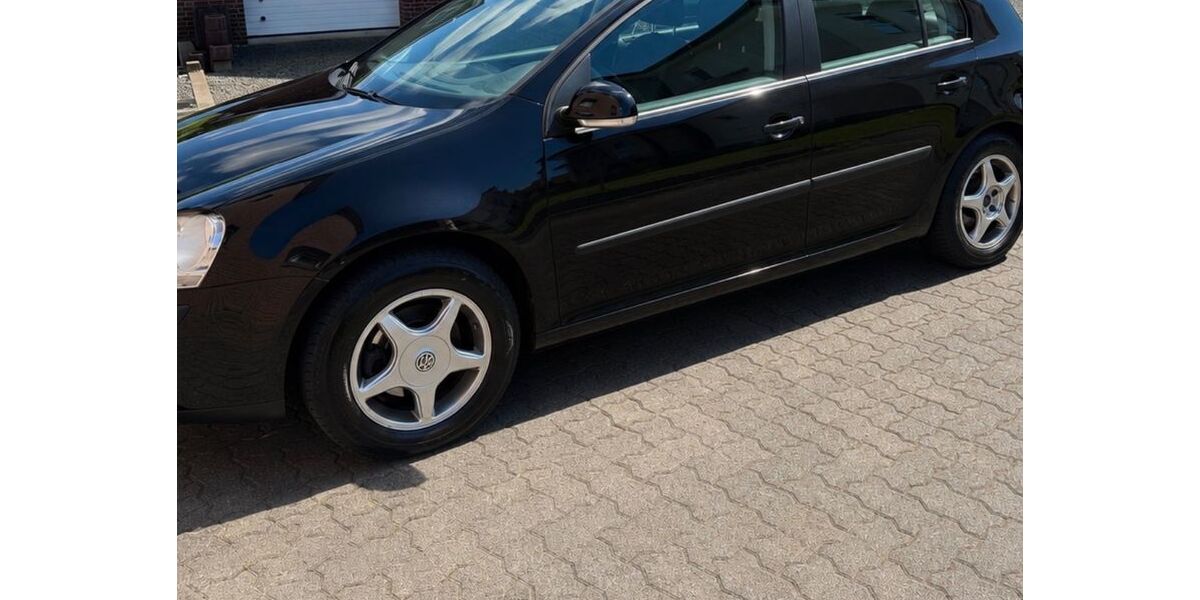 VW Golf 170.000 km 1.000 &euro; Waldbröl 51545