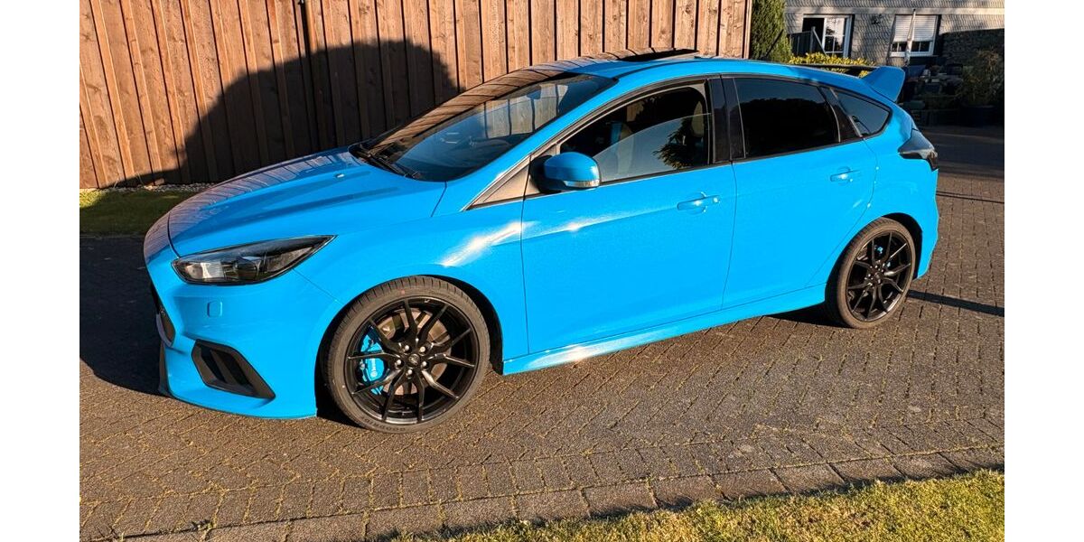 Ford Focus 92.000 km 28.900 &euro; Marienheide 51709