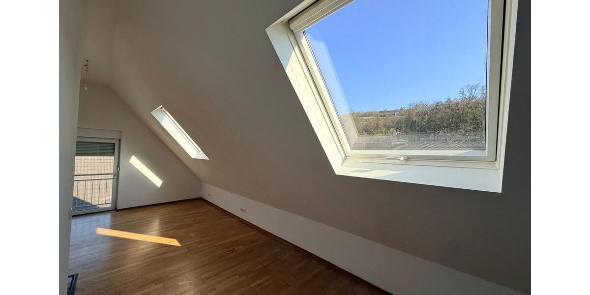 Dachgeschoßwohnung Gummersbach Berstig Süd - 2 Zimmer, 55 m&sup2;, 500&euro; | Angebot:25803944