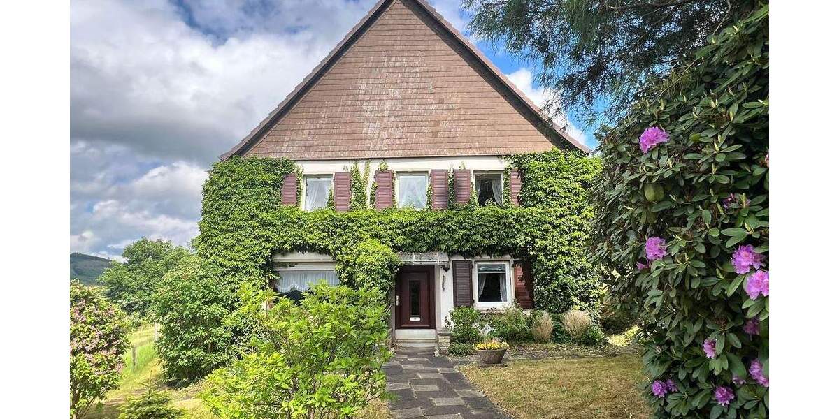 Bauernhaus, Landhaus Plettenberg - 9 Zimmer, 226 m&sup2;, 349.900&euro; | Angebot:25737270