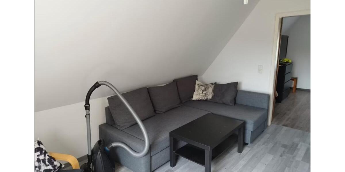 Einfamilienhaus Meinerzhagen - 7 Zimmer, 176 m&sup2;, 1.320&euro; | Angebot:26623926