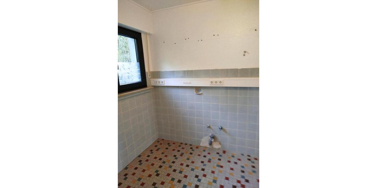 Erdgeschoßwohnung Bergneustadt - 3 Zimmer, 84 m&sup2;, 672&euro; | Angebot:27550518
