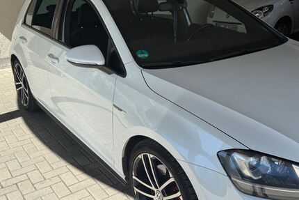 VW Golf 172.500 km 15.400 &euro; Lüdenscheid 58511