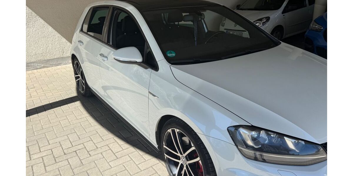 VW Golf 172.500 km 15.400 &euro; Lüdenscheid 58511