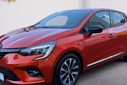 Renault Clio 14.041 km 13.990 &euro; Olpe 57462